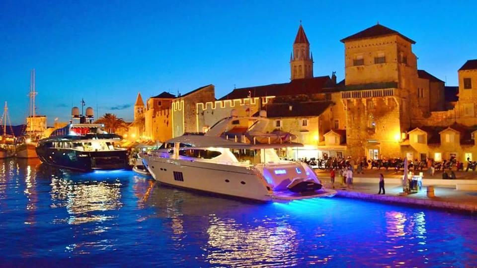 Apartments Silvana Trogir Eksteriør billede
